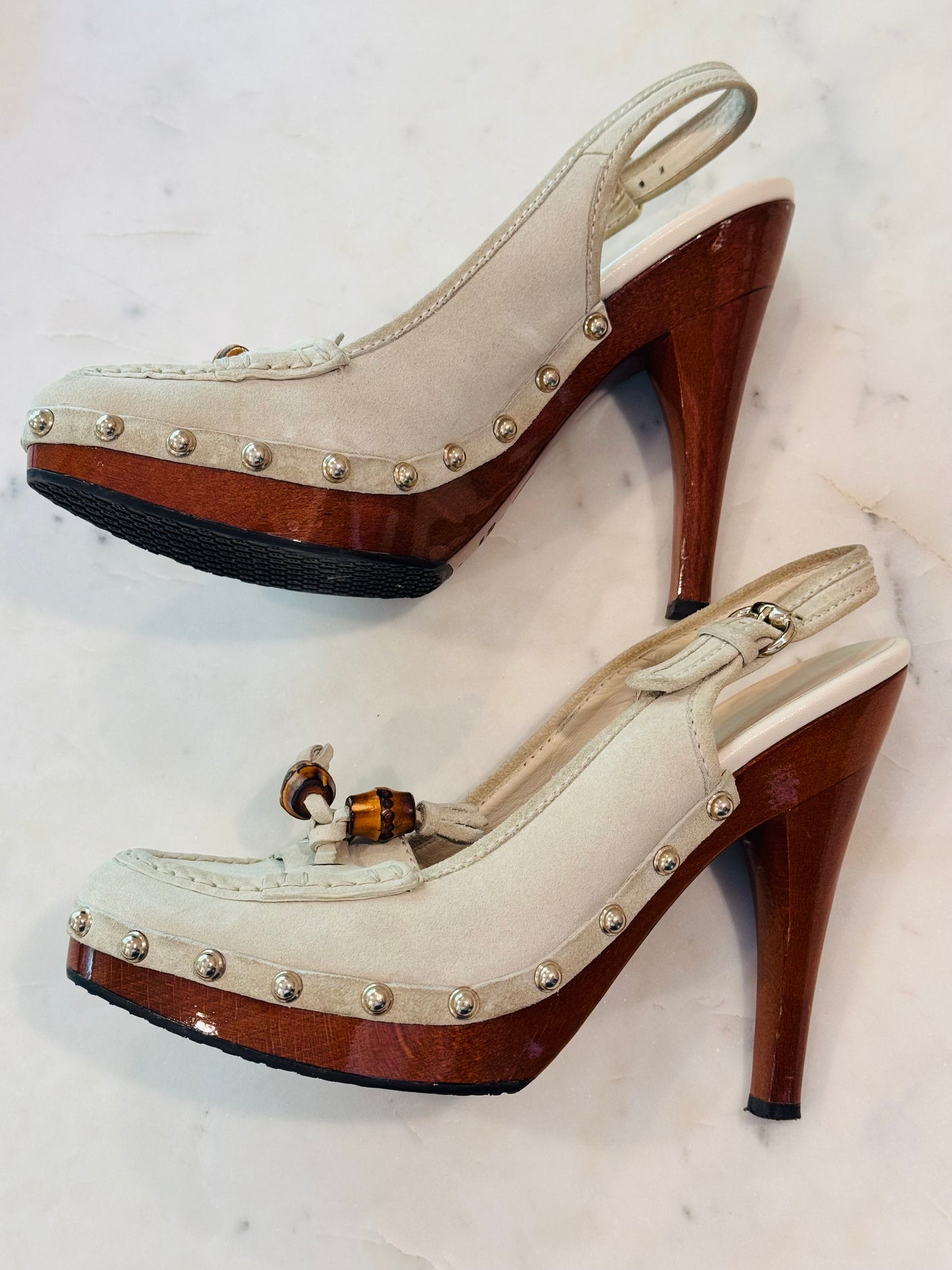 Vintage Gucci Beige Suede Bamboo Tassel Loafer Slingback Heels