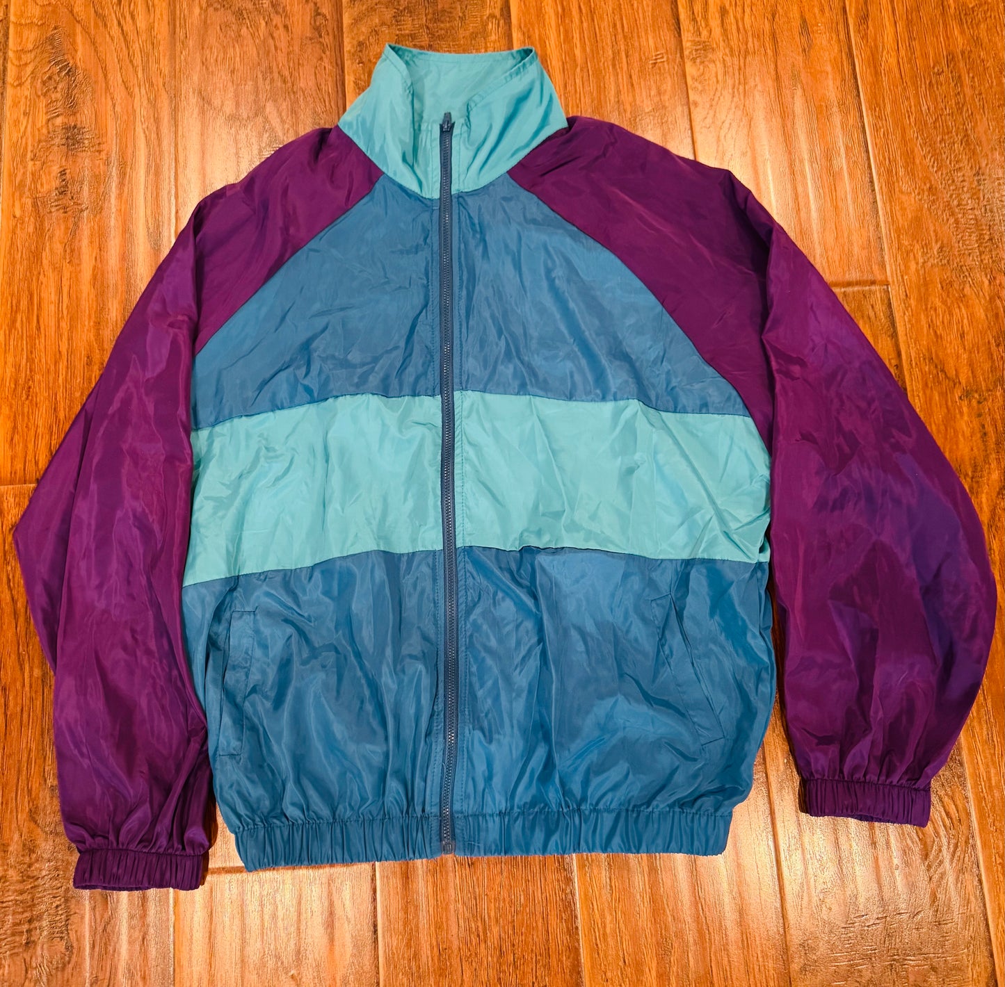 90's Lightweight Windbreaker Jacket