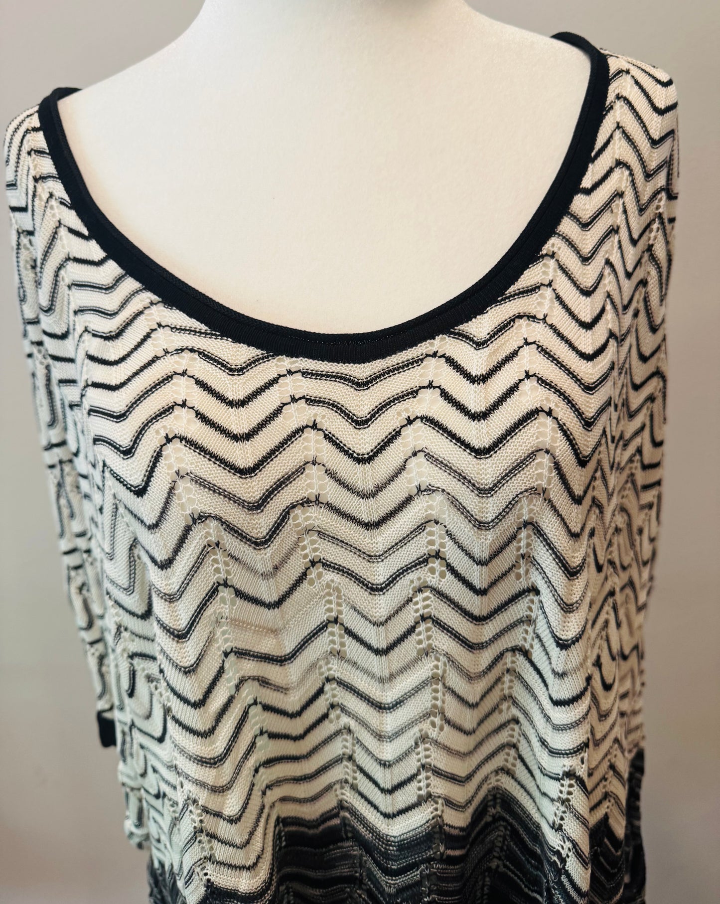 Vintage BCBG MaxAzria Chevron Tunic Sweater