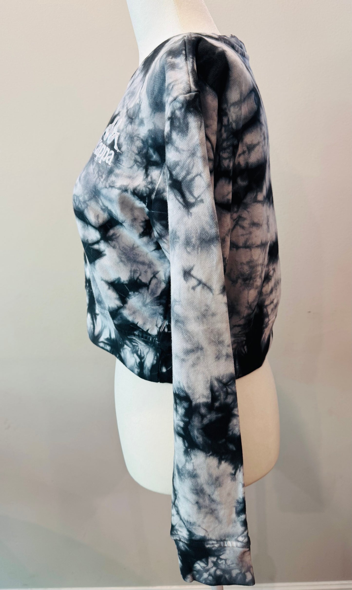 Vintage Kappa Tie-Dye Cropped Sweatshirt