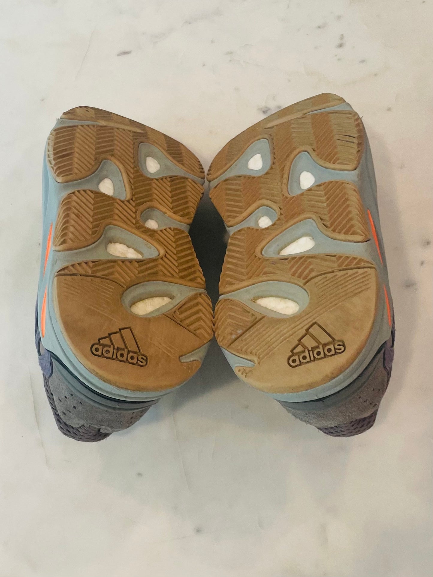 Yeezy Adidas Boost 700