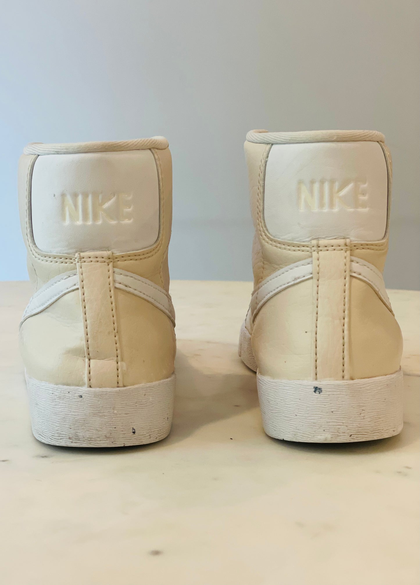 Nike Blazer Mid 77 Sneakers