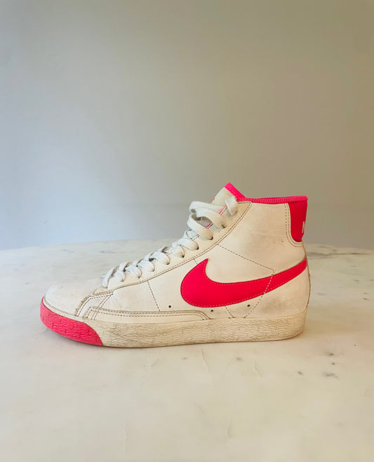 Vintage Nike Blazer Sneakers