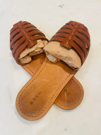 DÔEN  Wyeth Fisherman Slide Sandal