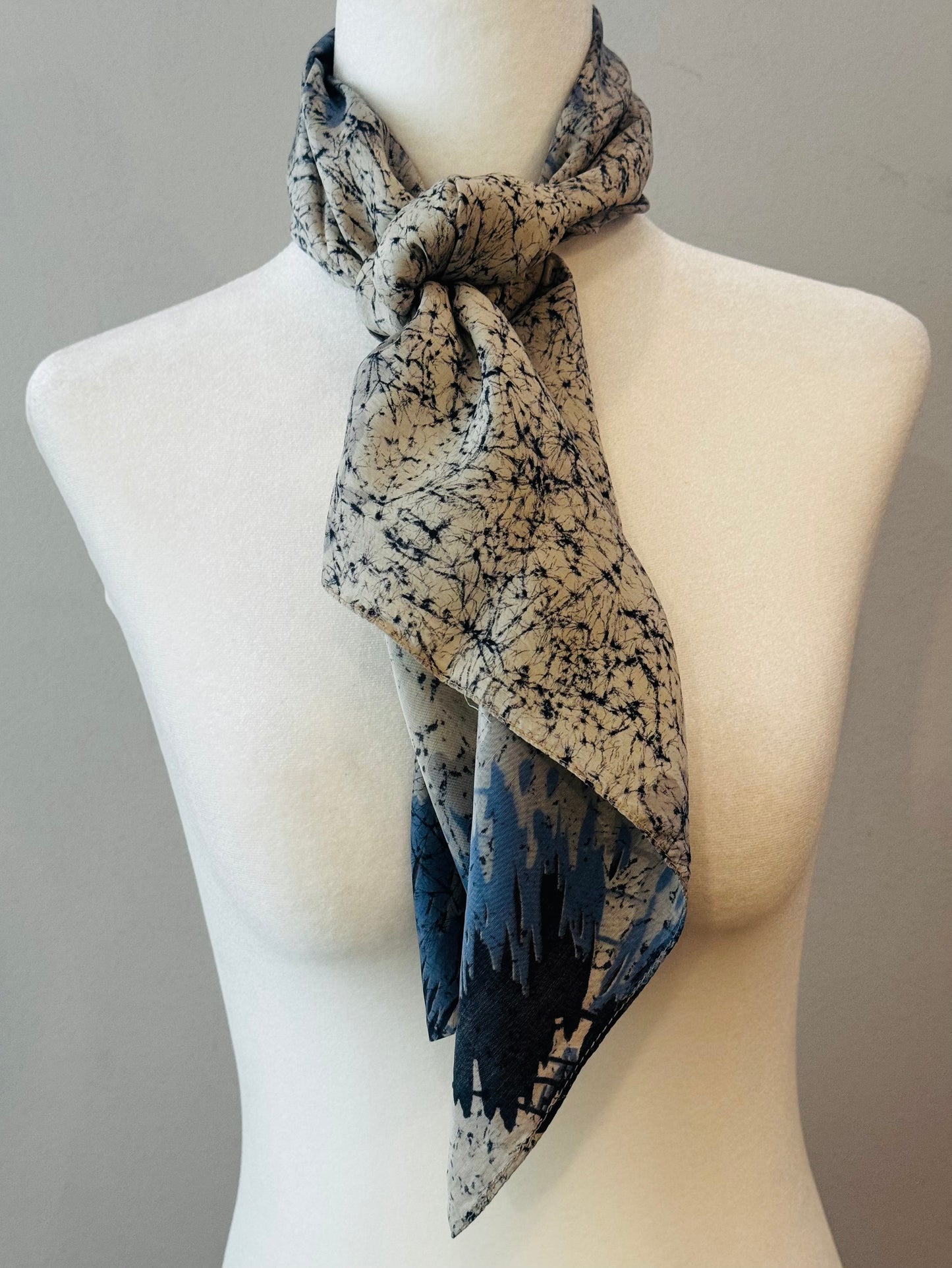 Vintage 1970s Abstract Print Scarf