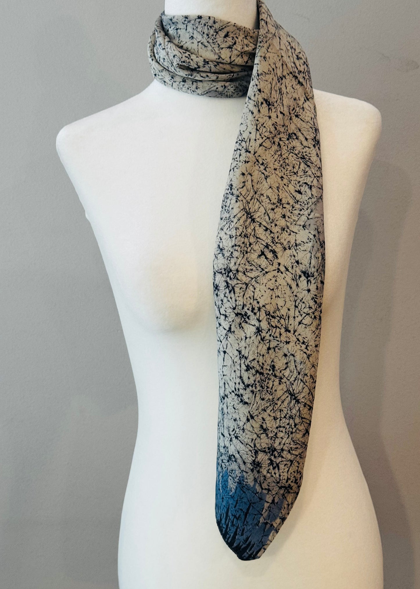 Vintage 1970s Abstract Print Scarf