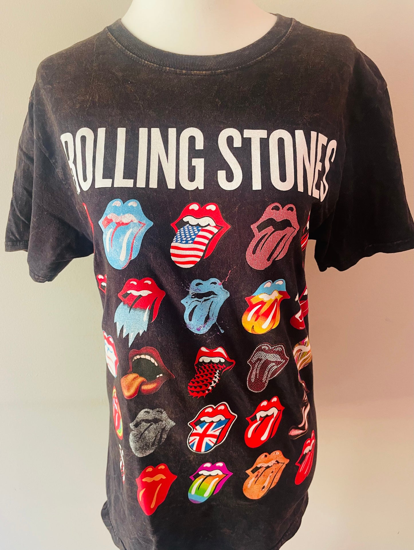 Vintage Rolling Stones Tongue International Flags T-Shirt