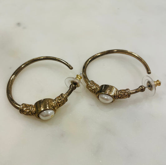 Vintage Gold Tone Earrings