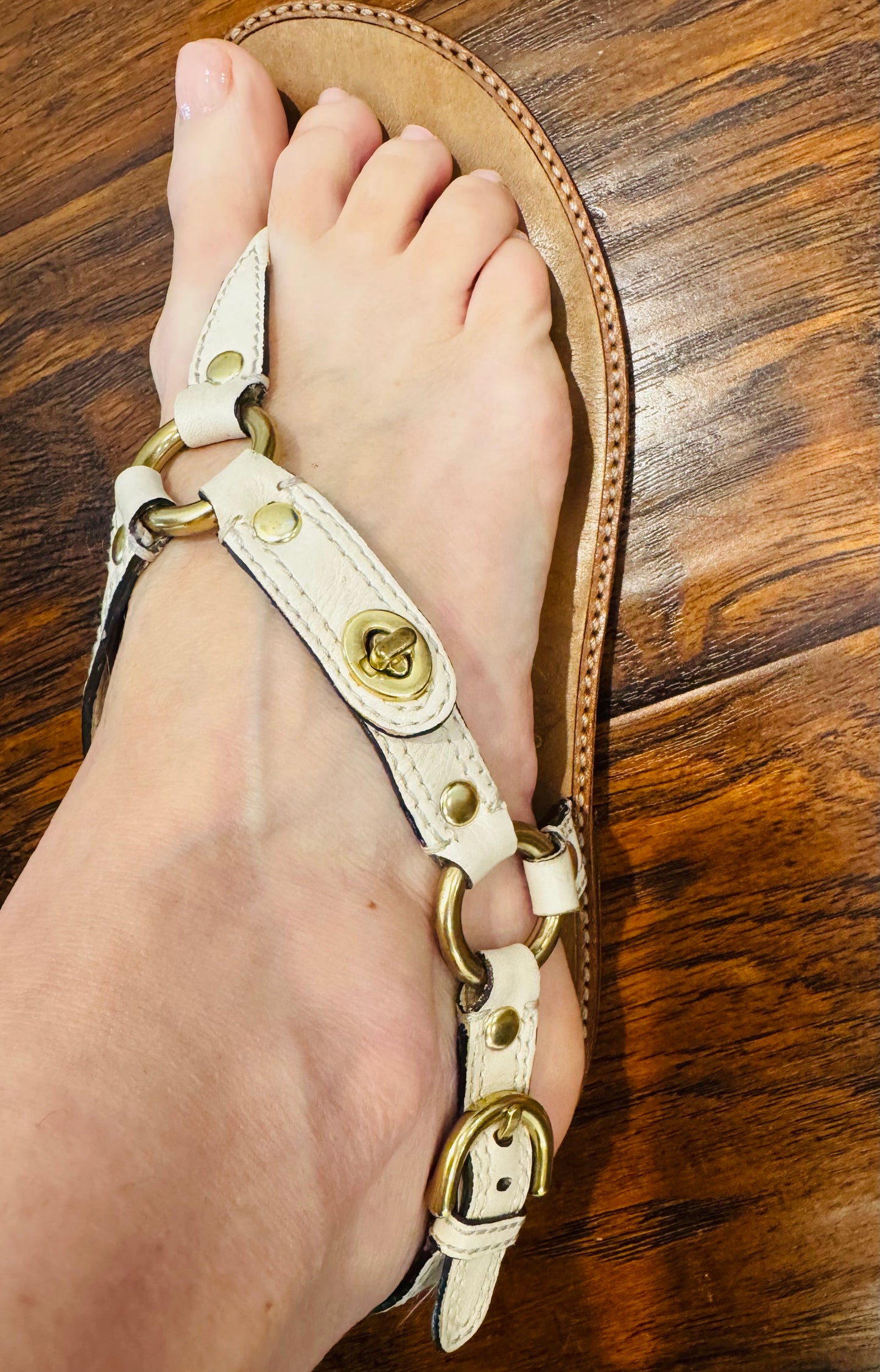 Vintage Coach White Leather Turnlock Thong Sandals