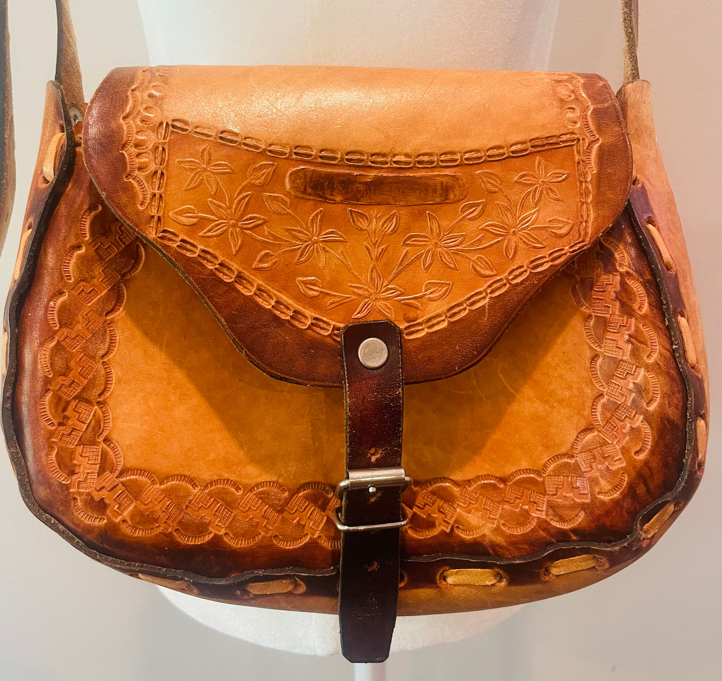 Vintage 1970's Boho Leather Flap-Front Purse