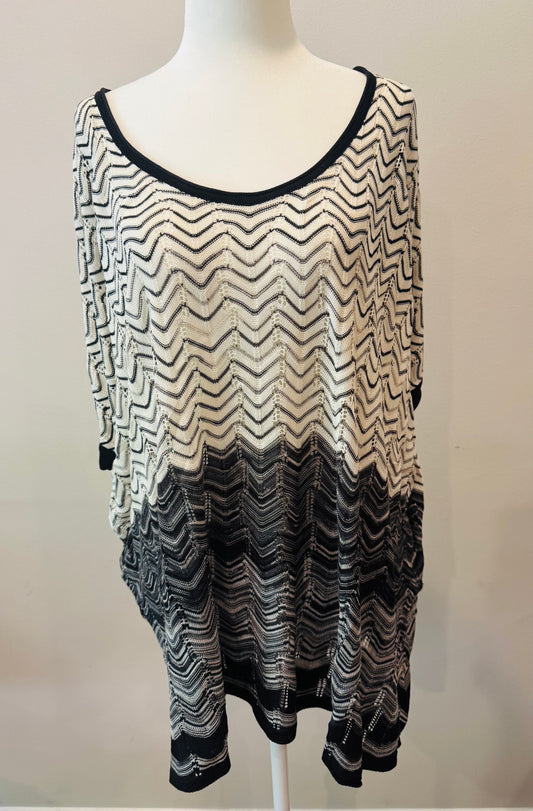 Vintage BCBG MaxAzria Chevron Tunic Sweater
