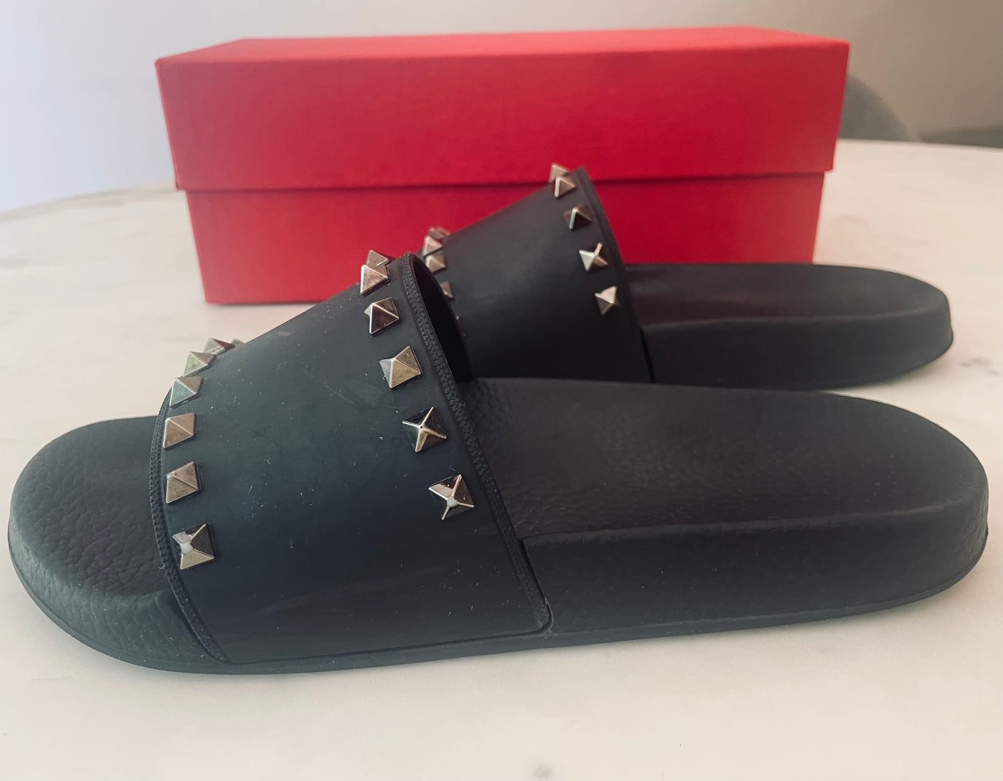 Valentino Garavani Rockstud Slide Sandals