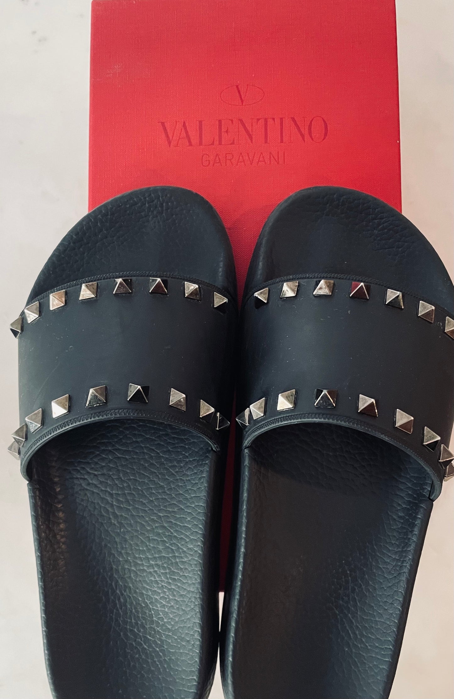 Valentino Garavani Rockstud Slide Sandals