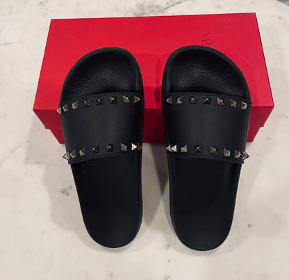 Valentino Garavani Rockstud Slide Sandals