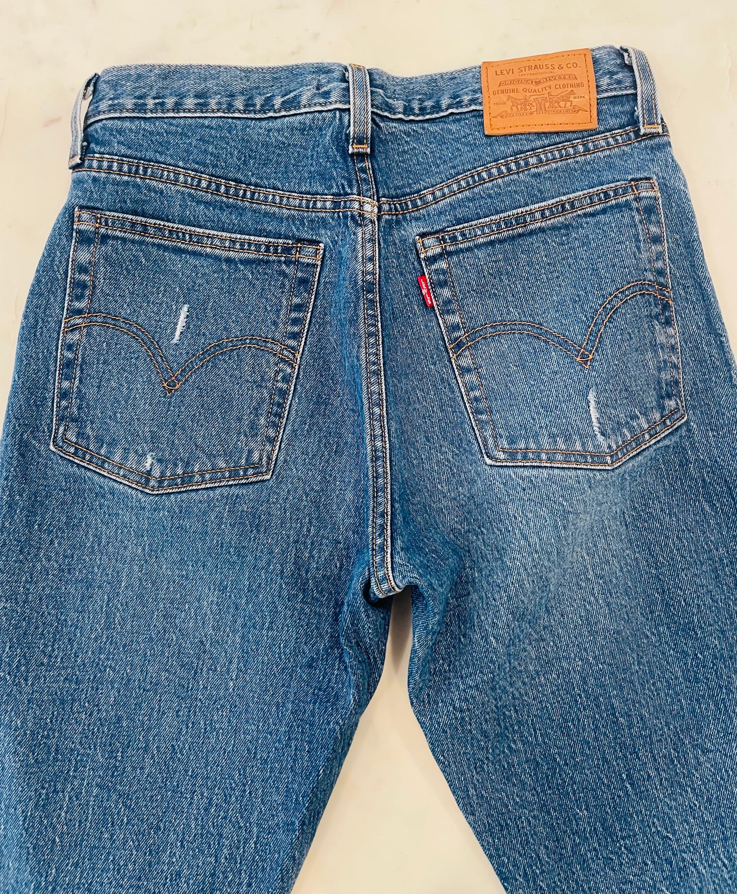 Levi's Premium Wedgie Icon Fit Ankle Jeans