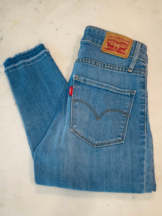 Levi’s 721 High Rise Skinny Jeans