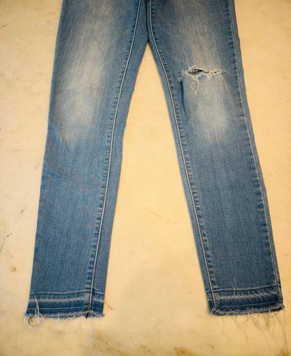 Levi’s 721 High Rise Skinny Jeans