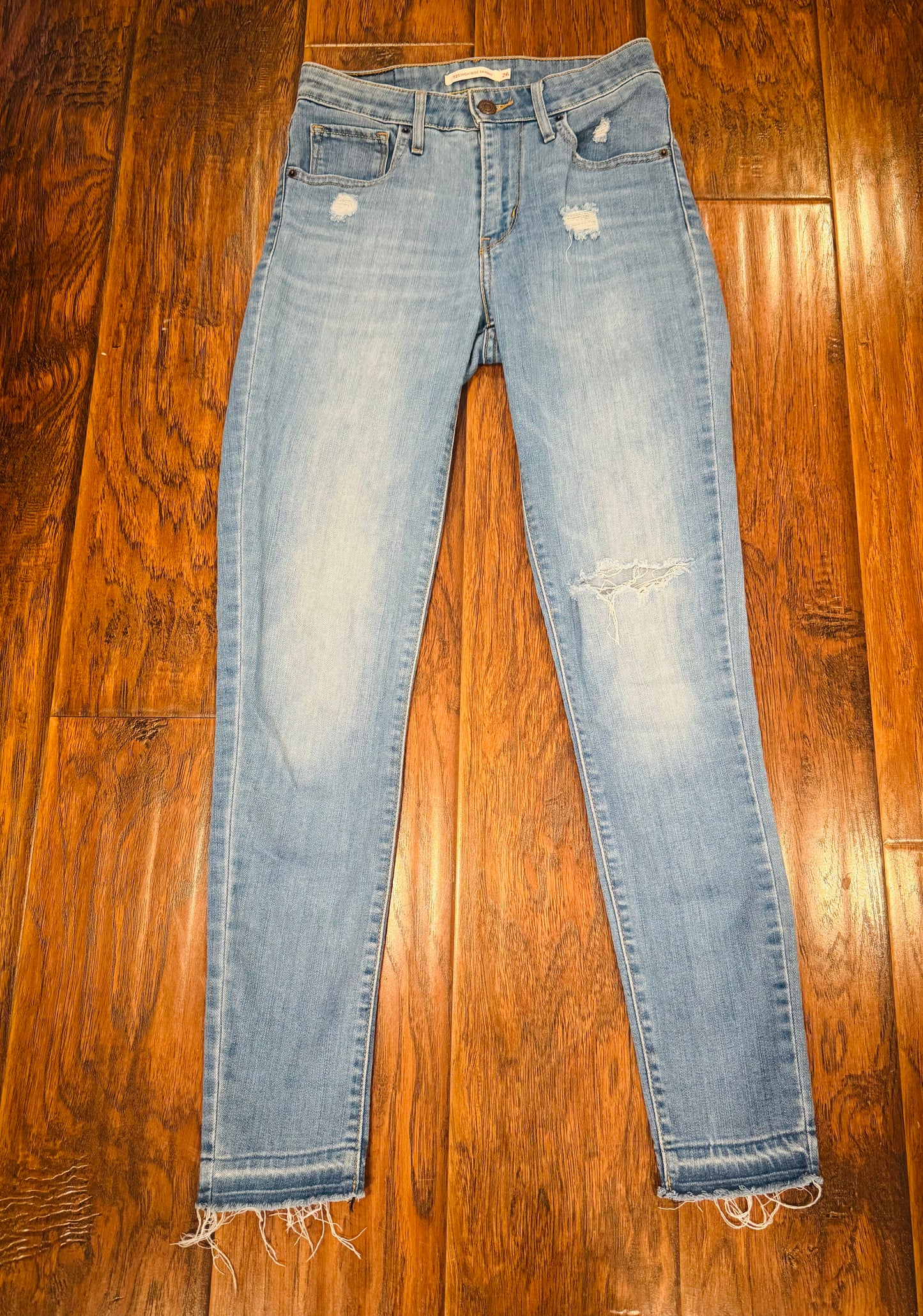 Levi’s 721 High Rise Skinny Jeans