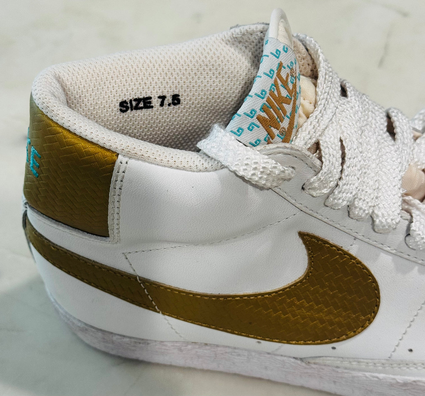 Vintage Nike Blazer Mid Sneakers