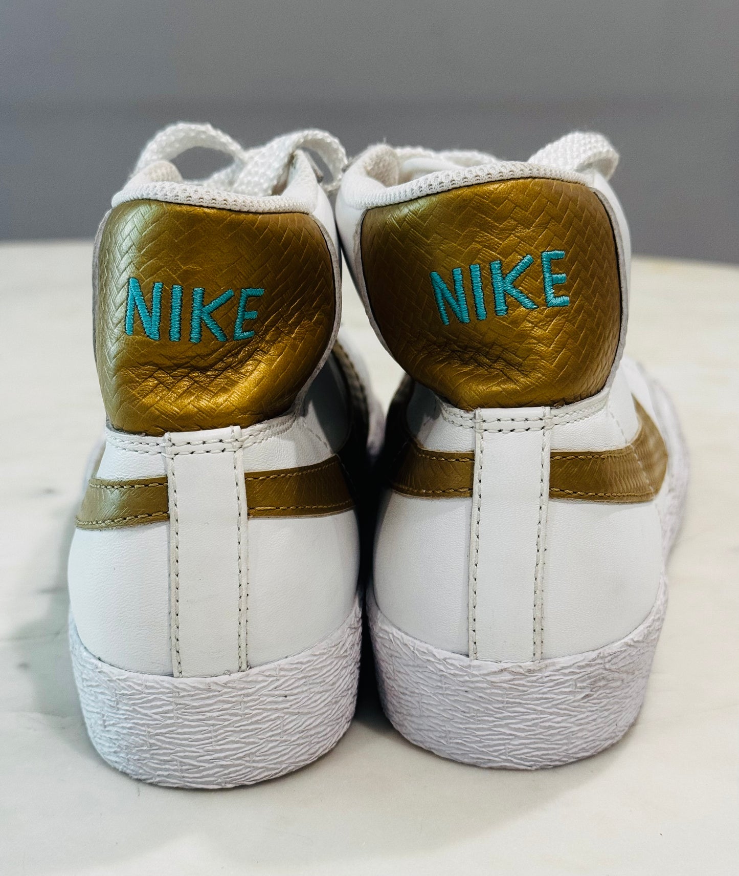 Vintage Nike Blazer Mid Sneakers
