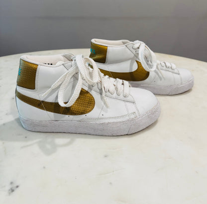 Vintage Nike Blazer Mid Sneakers