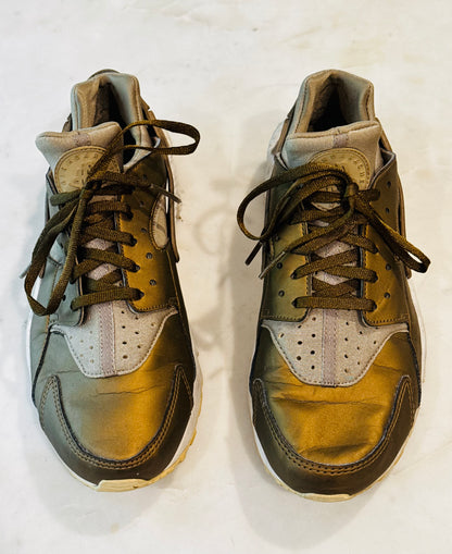 Vintage Nike Air Huarache Sneakers